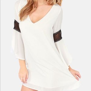 Belled Arm flowy Dress